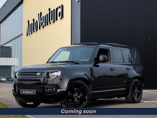 Land Rover Defender 110 2.0 P300e 110 X-Dynamic HSE NP €126843 l Trekhaak l Schuif- /kantel Pano l Matrix LED l Adapt. Cruise l Black Pack l 22" Inch l 360 Camera