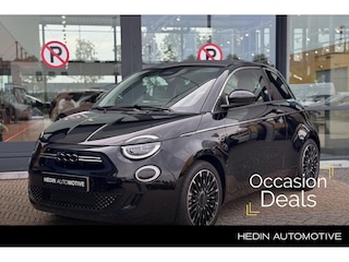 Fiat 500 La Prima 42 kWh | Navigatie | Adapt. Cruise Control | Stoelverwarming | Camera | PDC V+A | LMV 17 Inch