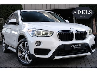BMW X1 sDrive18i High Executive Automaat Panodak Leder