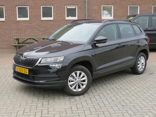 Skoda Karoq 1.0 TSI 110Pk Business Edition * Rijklaarprijs incl. garantie * Trekhaak * Panoramadak * Navigatie * PDC V+A