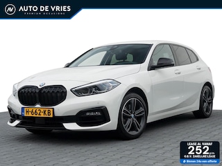 BMW 118i Automaat Executive Sport Edition | Navigatie | 2x PDC | Blackline