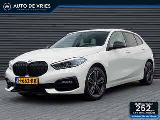 BMW 118i Automaat Executive Sport Edition | Navigatie | 2x PDC | Blackline