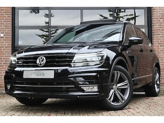 Volkswagen Tiguan 2.0 TSI 4Motion 2x R-LINE Virtual Trekhaak Pano LED '16