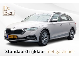 Skoda Octavia Combi 1.5 TSI First Edition | Trekhaak | Parkeerhulp | Optiek zwart | 150pk!