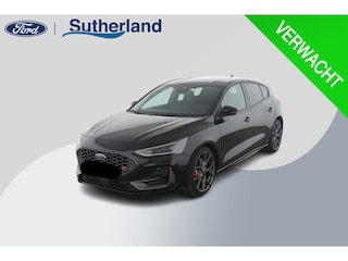 Ford Focus 2.3 EcoBoost ST-3 | 280pk Automaat | Performance Pack | AGR-stoelen | Winter Pack | Adaptive cruise control | Head up Display | Camera