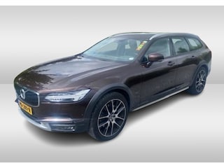 Volvo V90 2.0 D5 Pro / Trekhaak / Panoramadak / Camera / Head-up / Bowers en Wilkens / Luchtvering / 20'' / Keyless / Standverwarming / Stuurverwarming / DAB / Dodehoek / Stoelverwarming / ACC