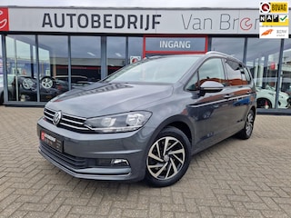 Volkswagen Touran 1.0 TSI Comfortline 7p | Trekhaak | PDC | Cruise