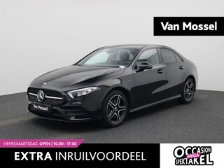 Mercedes-Benz A-klasse Limousine A 250e Business Solution | Climate Control | Achteruitrijcamera | Sfeerverlichting | Lichtmetalen Velgen |