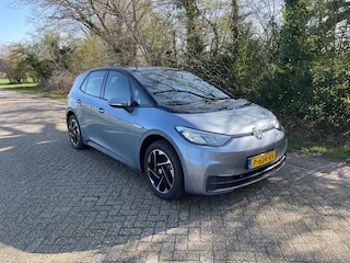 Volkswagen ID.3 PRO 107KW 58KWH 2022 13.000KM
