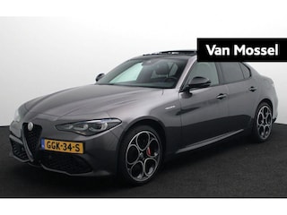 Alfa Romeo Giulia 2.0 T GME AWD Veloce | Facelift | Lederen sportstoelen | Achteruitrijcamera | Navigatie | Apple Carplay / Android Auto |