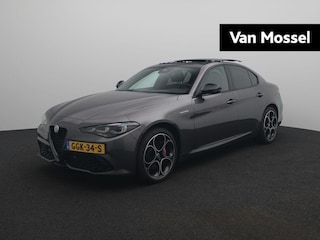 Alfa Romeo Giulia 2.0 T GME AWD Veloce | Facelift | Lederen sportstoelen | Achteruitrijcamera | Navigatie | Apple Carplay / Android Auto |