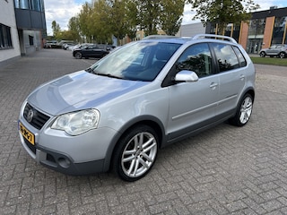 Volkswagen Polo 1.4-16V Cross 80PK 1eEIG AIRCO NAVI CRUISE NAP!