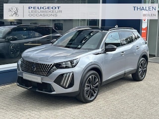 Peugeot 2008 1.2 Hybrid 145 GT € 5500,- DEMO VOORDEEL | Automaat | Navigatie | 360 Graden Camera | 18 Inch Evissa | Keyless Entry | Full LED Verlichting | Zwart Dak | Dode Hoek Detectie | Cruise Control Adaptief | Climate Control | Hoge Zitpositie.