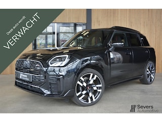 Mini Countryman E John Cooper Works S 66.5 kWh | XL Pakket | Panoramadak | Driving Assistant Plus | Trekhaak | Head-up Display | Elektrische JCW Sportstoel met Memory | Harman/kardon Surround Sound System |