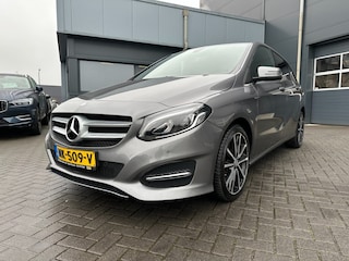 Mercedes-Benz B 180 Ambition Navigatie 65000 KM !! org.ned. !