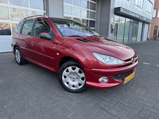 Peugeot 206 SW 1.6-16V Air-line / AUT / NWE APK!