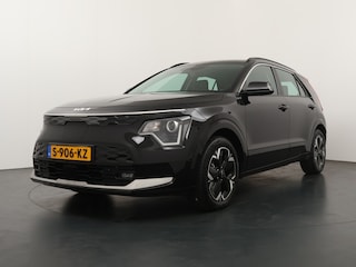 Kia Niro EV DynamicLine 64.8 kWh - SOH 98% - Climate control - Adaptive cruise control - Navigatie - Apple Carplay/Android Auto - Fabrieksgarantie t/m 02-2030