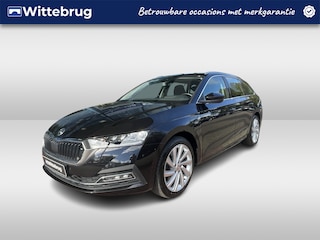 Skoda Octavia Combi 1.4 TSI iV PHEV Business Edition / Panorama dak / 18 Inch / Memory Seat / Side Assist / Adaptieve cruise / 204PK