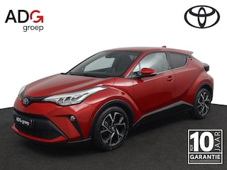 Toyota C-HR 1.8 Hybrid First Edition | Stuurwiel Verwarming | Parkeersensoren Voor + Achter | Navigatiesysteem |