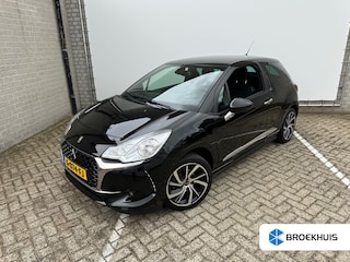 DS 3 1.2 PureTech Connected Chic | Achterbank in delen neerklapbaar | Airco (automatisch) | Apple Carplay/Android Auto|telefoonintegratie premium