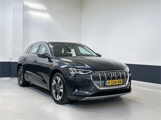Audi e-Tron 50 quattro Launch edition plus 71 kWh| Nieuwe electromotor| Pano| Apple Carplay/ Android auto| Leer | NL |