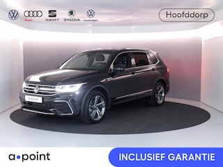 Volkswagen Tiguan 1.5 TSI R-Line Business 150 pk Automaat (DSG) | Verlengde garantie | Navigatie | Parkeersensoren | Matrix LED koplampen | Stoelverwarming | R-Line |