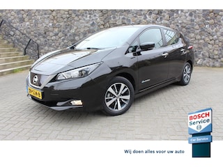 Nissan Leaf Acenta 40 kWh DAB snellader camera E pedal incl extra winter wielen set