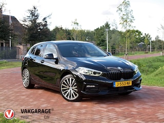 BMW 118i Executive Edition | Apple Carplay | Cruise Control | Parkeersensoren | Automaat |