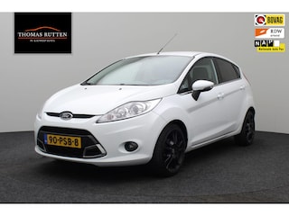 Ford Fiesta 1.25 Titanium 2011 | Trekhaak | Cruise Control | Airco | Boekjes | Stuurwiel Bediening | Lichtmetalen Velgen | Parrot | Xenon | Nationale Autopas