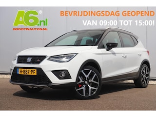 Seat Arona 1.0 TSI FR Business Intense Trekhaak Virtual Cockpit Keyless Navigatie Achteruitrijcamera Adaptive Cruise 18 inch LMV