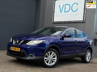 Nissan Qashqai 1.2 Acenta | Navigatie | 2x PDC | 17'' LMV