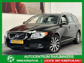 Volvo V70 1.6 T4 AUTOMAAT LIMITED EDITION TREKHAAK NAVIGATIE CRUISE ELK. SCHUIF/KANTELDAK CONTROL BLUETOOTH TELEFOON MEDIA VOORBEREIDING ACHTERUITRIJCAMERA PDC ZEER MOOI !! Brgl