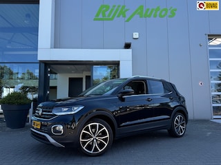 Volkswagen T-Cross 1.5 TSI Style * 150 PK * Camera * Stoelverwarming * Clima