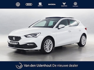 Seat Leon 1.4 TSI eHybrid 204pk PHEV Excellence / Panoramadak / Camera / Adaptive Cruise / Wordt Verwacht