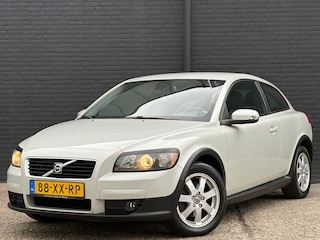 Volvo C30 1.6 Momentum | AIRCO | MULTI STUUR | ELEK PAKKET | NWE APK