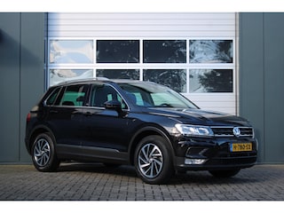 Volkswagen Tiguan 1.4 TSI ACT Highline 150pk DSG ACC/LaneAssist/Stoelverwarming/PDC/Apple/Android/Navi/Bluetooth/AUX.USB/LED/17"LM