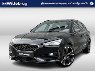 Cupra Leon 1.4 e-Hybrid 245PK VZ Performance / Panoramadak / Memory Seat / Achteruitrijcamera / Stuur + Stoelverwarming / Dodehoek Sensor / Elektrische Achterklep