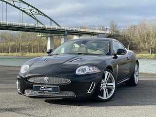 Jaguar XK 5.0 V8 S/C Coupé / YOUNGTIMER / 34.000KM!!! / DEALER SERVICED