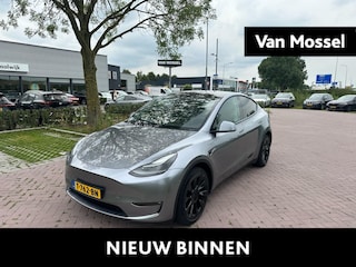 Tesla Model Y Long Range AWD 75 kWh 351 PK | Automaat | Leder | Camera | Panoramadak | Stoelverwarming voor en achter | Keyless | Stuurverwarming |