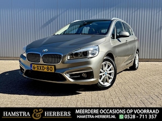 BMW 2-serie Tourer 218i High Executive grijs