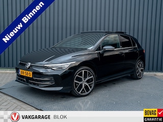 Volkswagen Golf 1.5 eTSI 50 Jaar Edition | Panodak | Stoelgeheugen | Trekhaak Elk. Wegkl. | Harman/ Kardon | Prijs Rijklaar!!