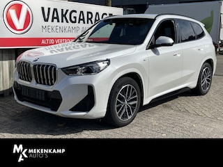 BMW X1 sDrive18i M Sport Shadow Line 18"/Sportstoelen/Adaptieve cruise/Keyless/Stoelverwarming/Camera/Elektrisch klep