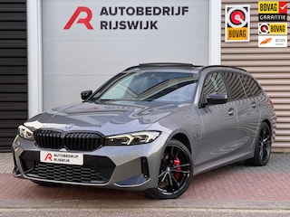 BMW 3-serie Touring 330e Pano/Camera/Sfeer/Leer