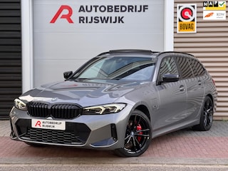 BMW 3-serie Touring 330e Pano/Camera/Sfeer/Leer