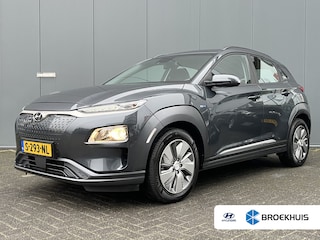 Hyundai Kona EV Comfort 136pk Carplay | Camera | Climate | Keyless | Navigatie | Warmtepomp | 17" Lichtmetaal | Parkeersensoren | Digitale Cockpit | Adapt. Cruisecontrol
