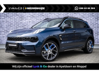 Lynk & Co 01 1.5 | Panoramadak | Adaptive cruise control | LED koplampen | Camera | 20 inch velgen | Climate control | Apple Carplay / Android Auto |