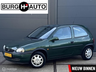Opel Corsa 1.2i-16V Onyx 3 deurs - AIRCO - EL. RAMEN + SPIEGELS - CPV - LM VELGEN - STUURBEKRACHTIGING - NAP - NL AUTO - APK T/M 20-08-2026 -