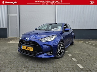 Toyota Yaris 1.5 Hybrid Dynamic | Slechts  8500 KM | org NL en 1e Eigenaar |