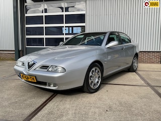 Alfa Romeo 166 3.0 V6 Super