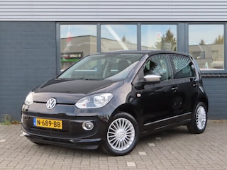 Volkswagen Up 1.0 high up! 75pk | stoelverwarming | airco | elektrisch verstelbaar + verwarmbare spiegels
